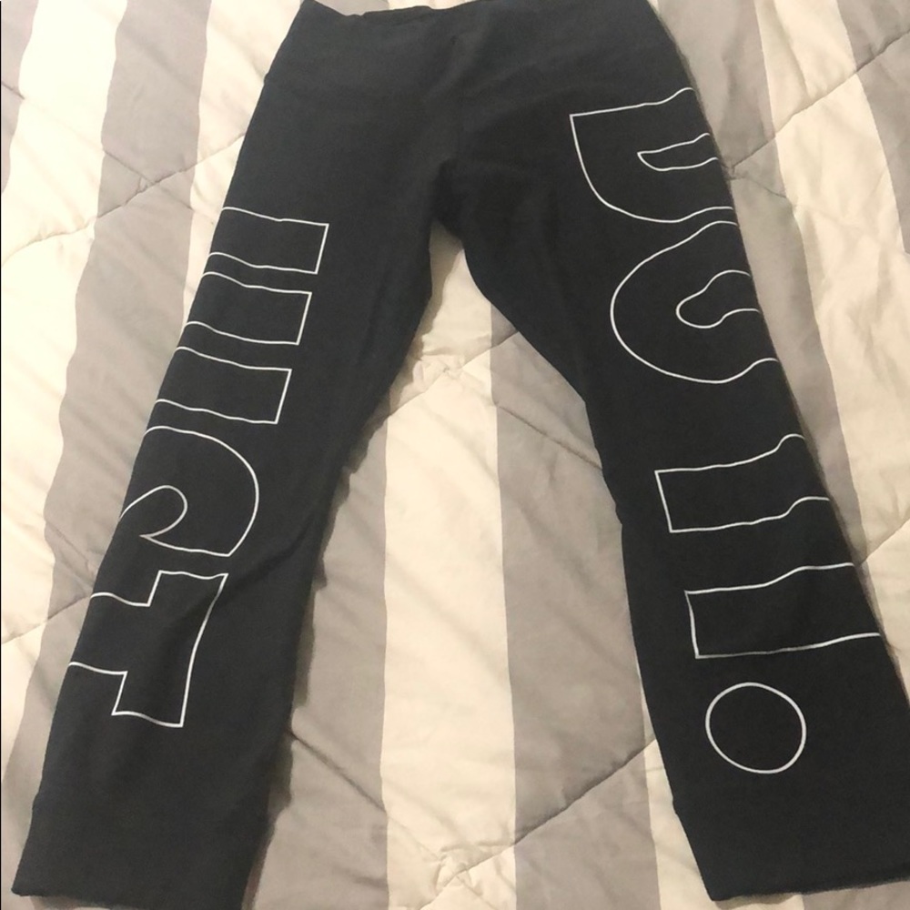 Nike dri fit leggings